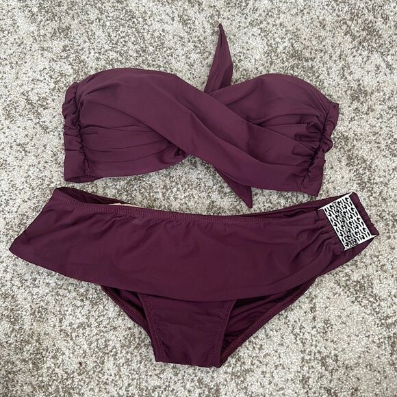 Tara Grinna 2Piece Bikini Swimsuit 8 - Picture 1 of 8